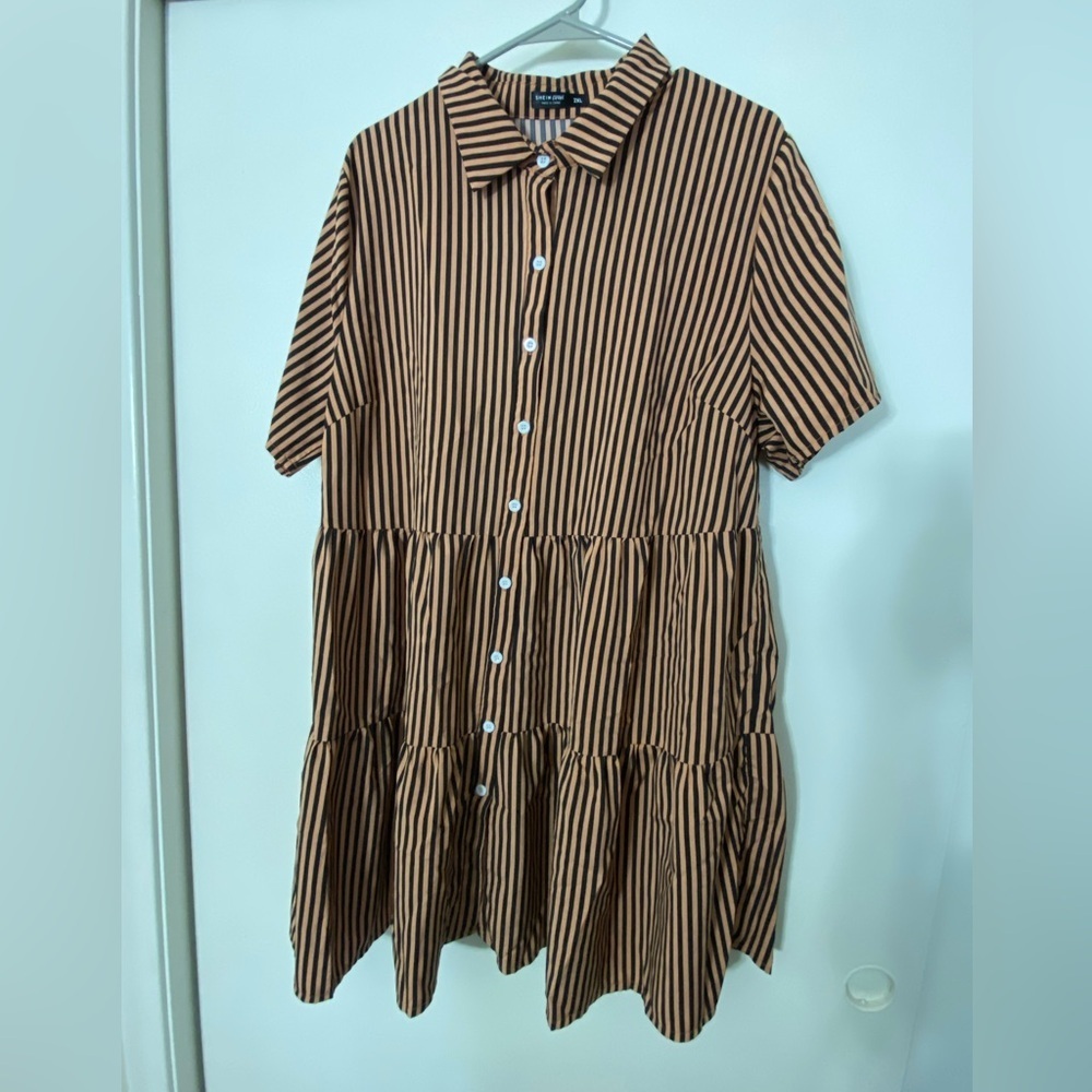 SHEIN Burnt orange and black vertical striped button front smock dress